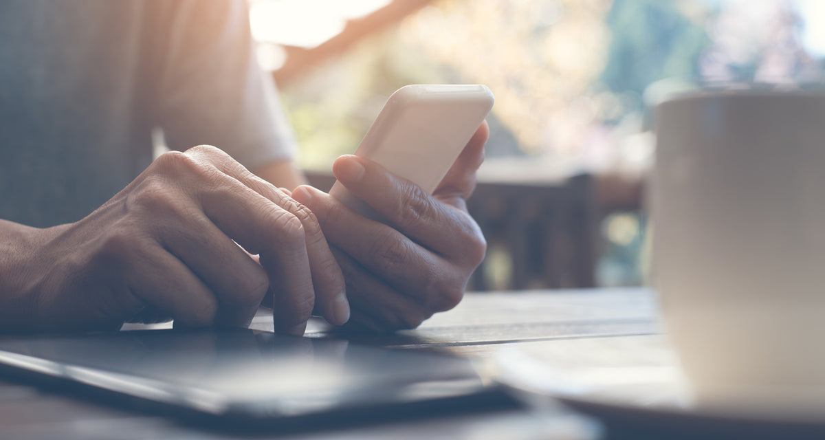 What Buying Phones for Your Employees Can Do for Your Business
